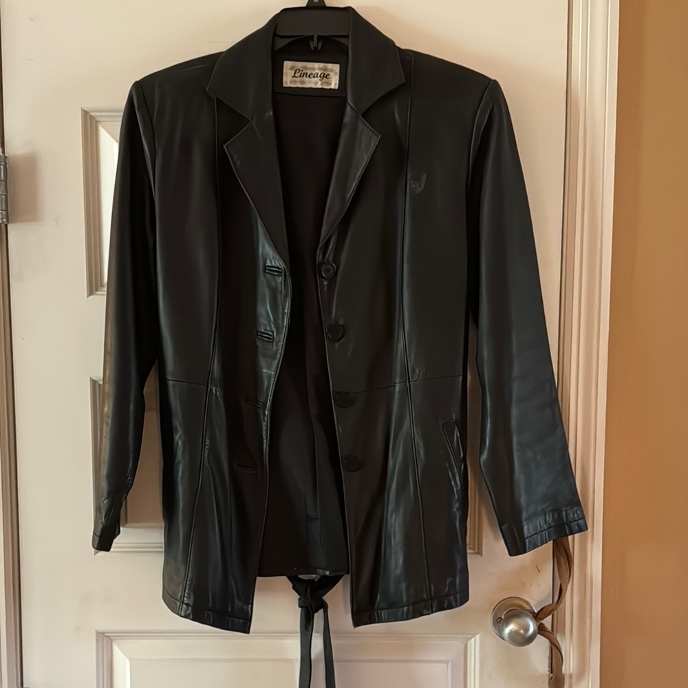 Lineage | Women's Black | Leather Blazer